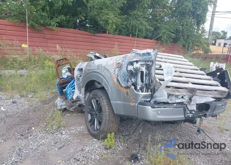 2023 Ford F-150 Xlt z USA, uszkodzony, nr VIN 1FTEW1EP0PKD12382